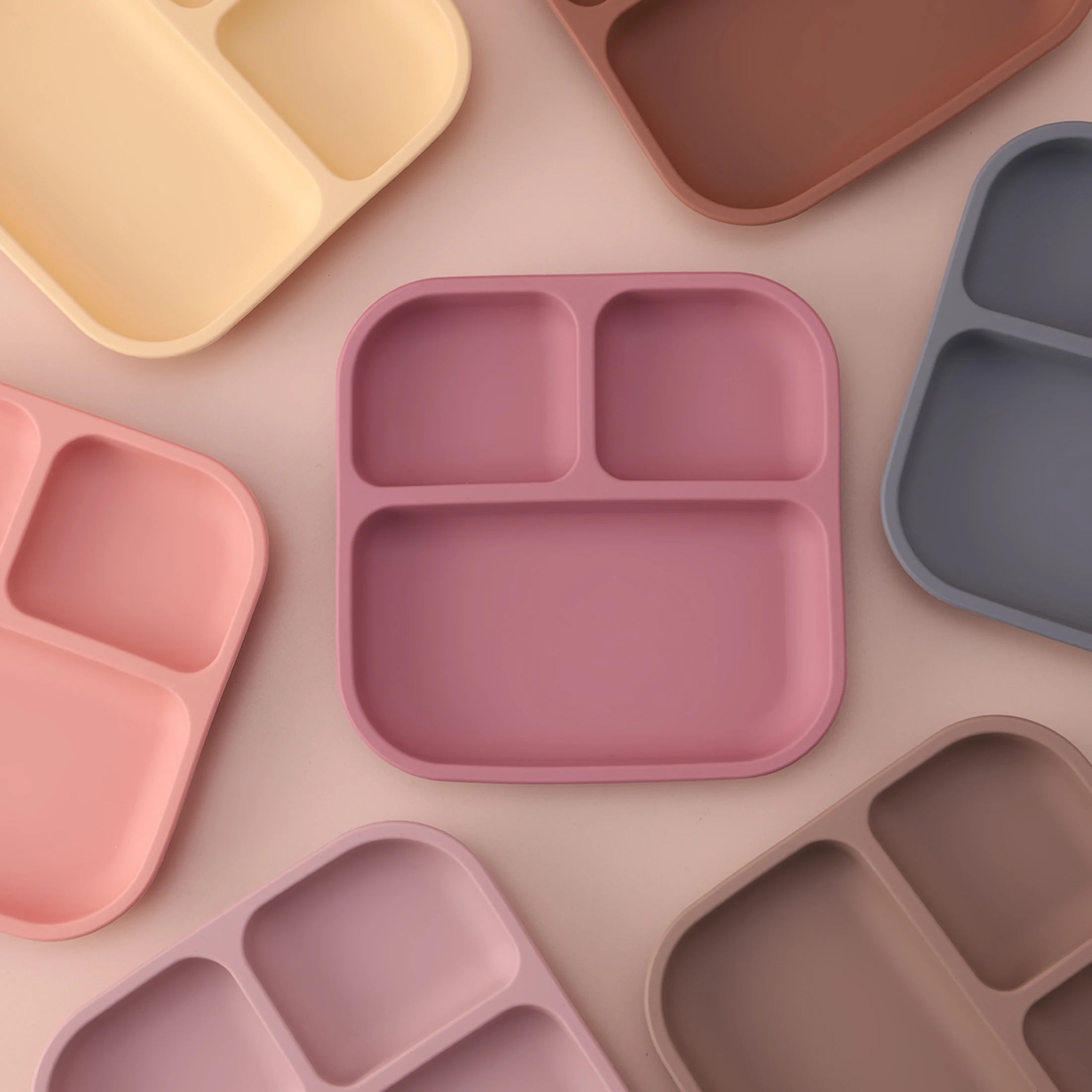 צלחת סיליקון מחולקת עם ואקום לתינוק